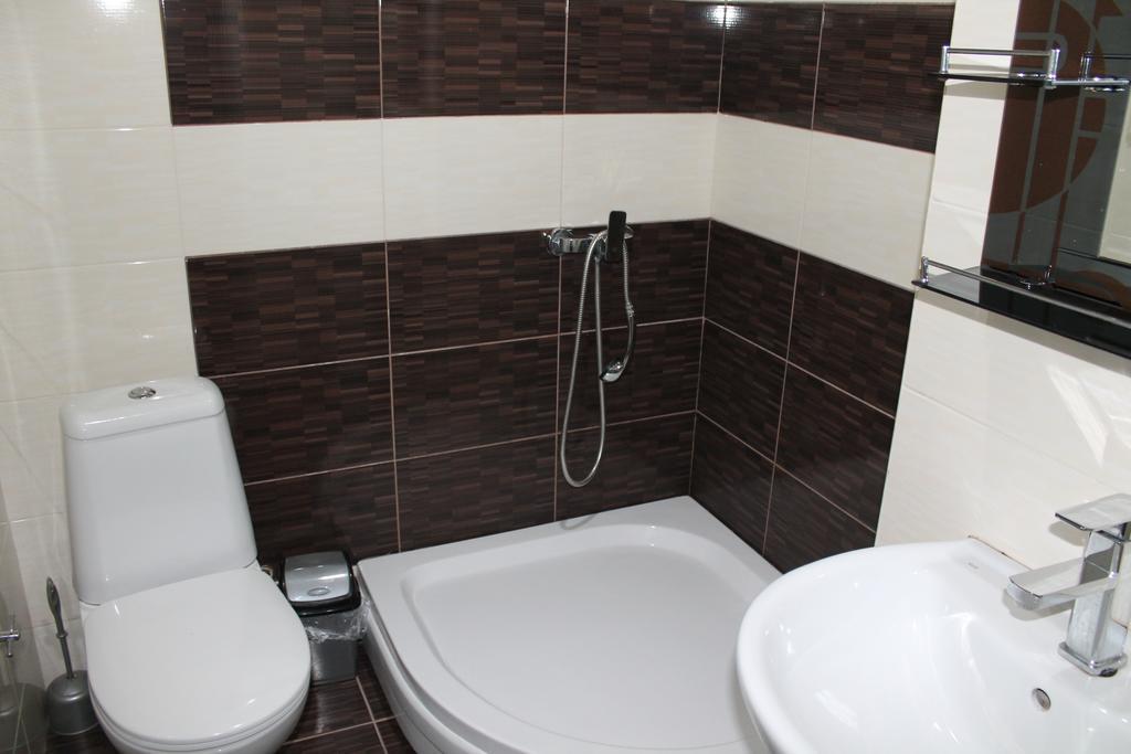 Ponto Hotel Koboeleti Kamer foto