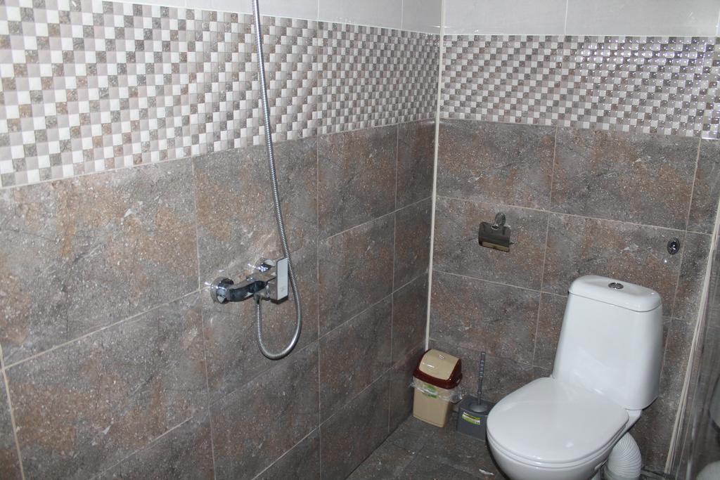 Ponto Hotel Koboeleti Kamer foto
